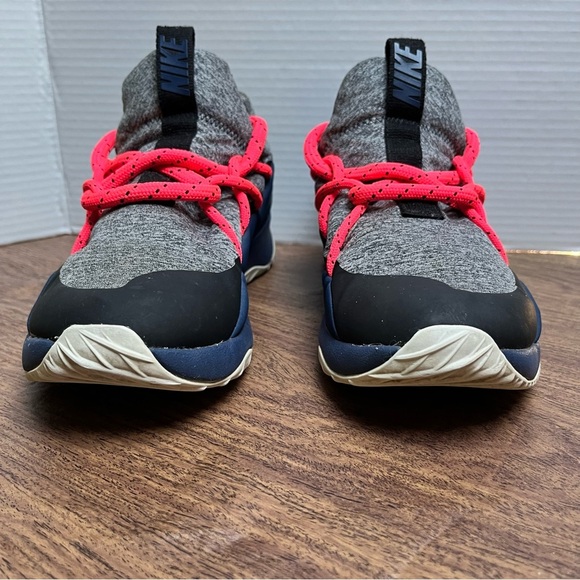 Nike City Loop Blue and Gray Neon Laces Sneakers Shoes Size 9.5 - Picture 6 of 13